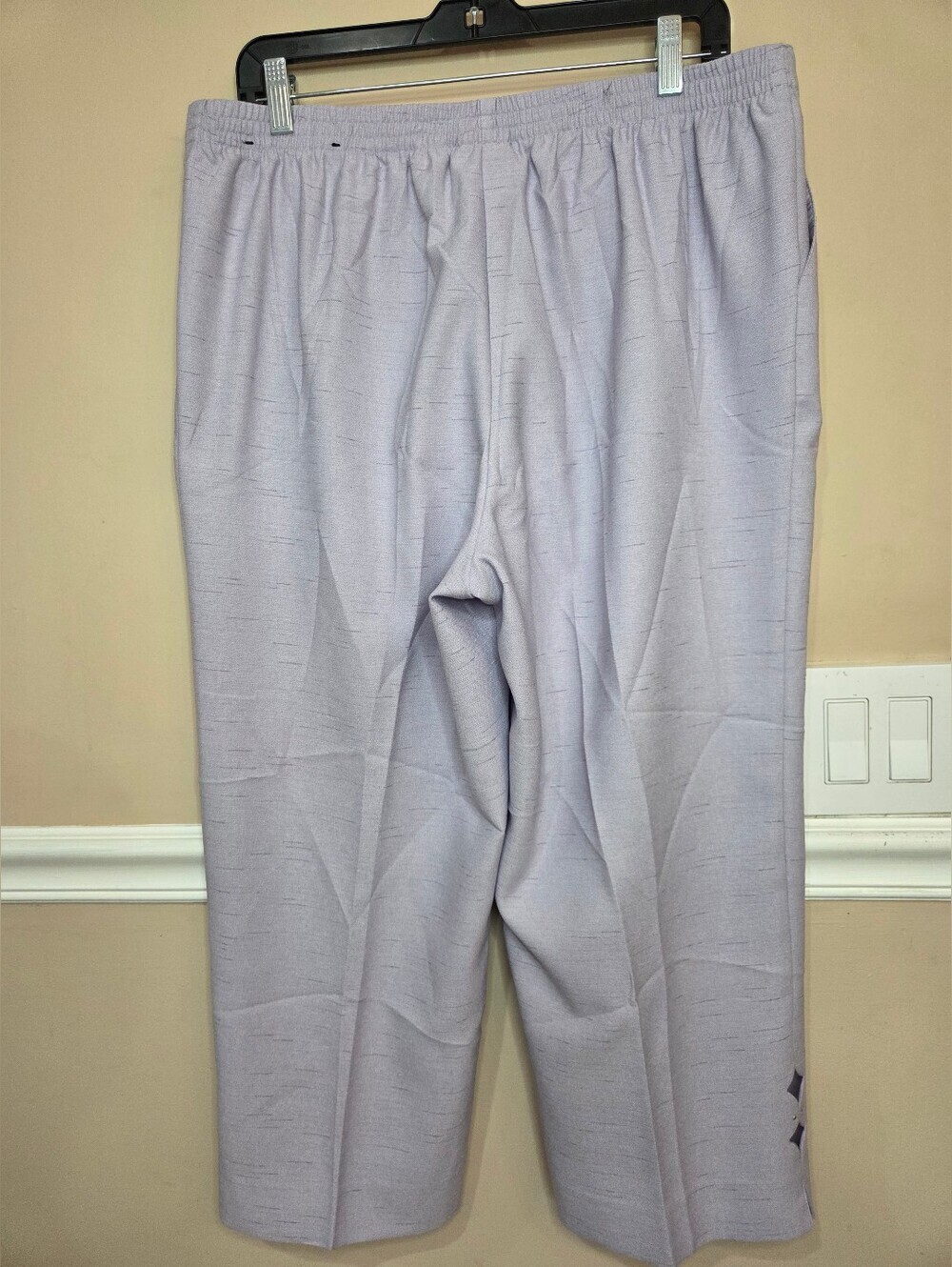 Alfred Dunner Women's Size 14 Purple Pockets Pull On Pants 1/2 Elastic Waist - Picture 6 of 13